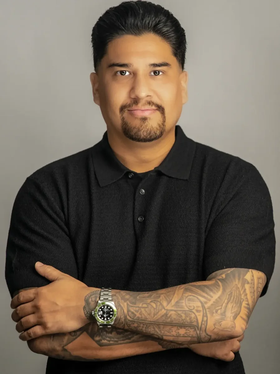 Rico Ruiz, master SMP artist at Union Barber SMP